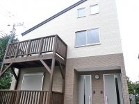 無垢材の香りを感じる家