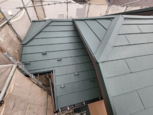 屋根カバー工事