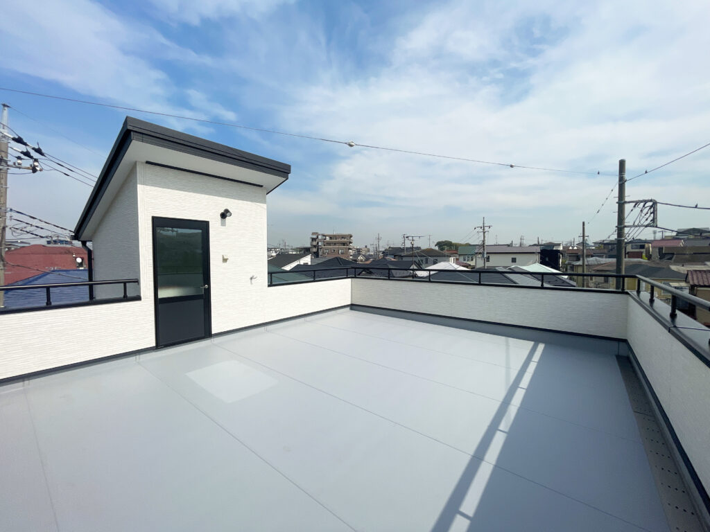 屋上のある家